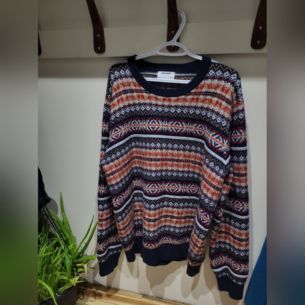 Old Navy Men's Navy and Red Fair Isle Crewneck Sweater